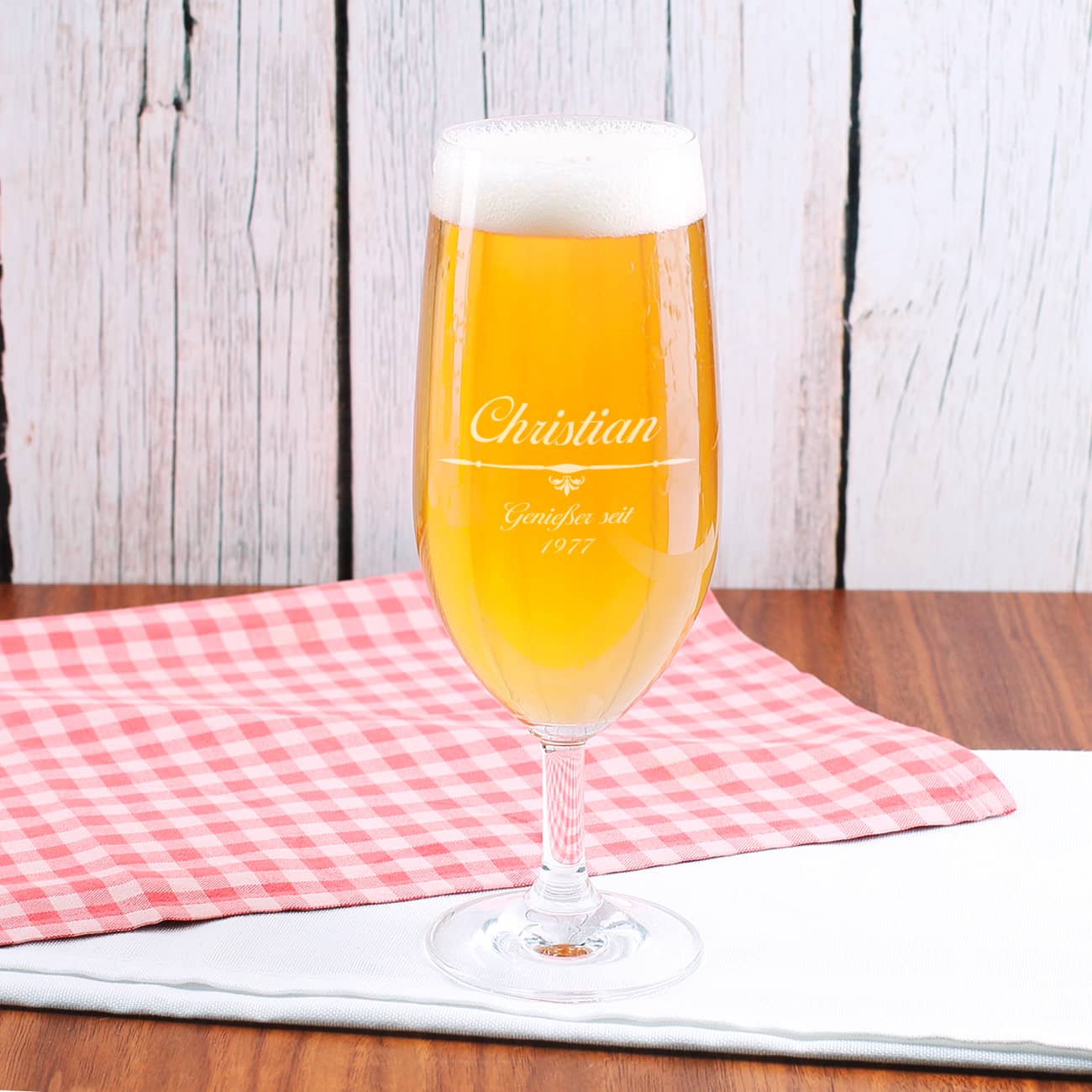 Pilsglas graviert mit Genießer seit, Name und Jahr