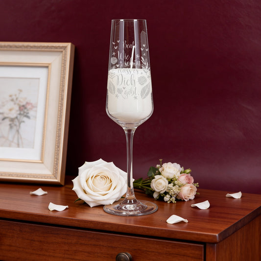 Duftkerze im Glas mit Name graviert und "Wie schön, dass es dich gibt"