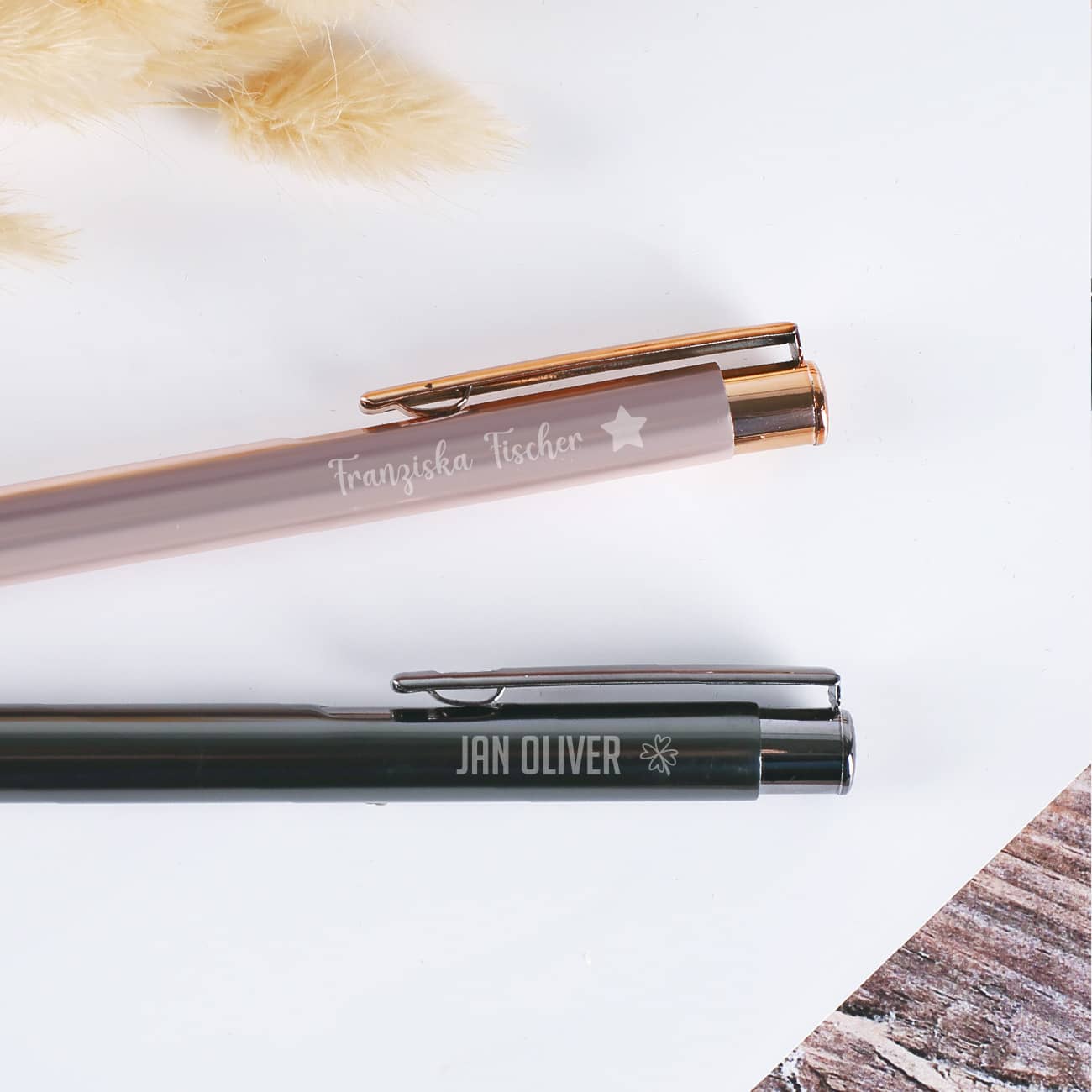 Persönlich gravierte Kugelschreiber zum konfigurieren