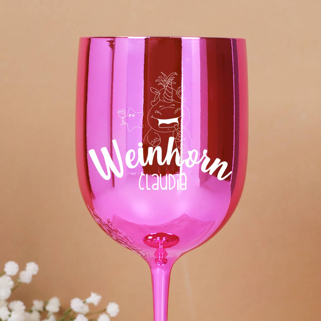 Knuddelhorn Motiv mit Schriftzug "Weinhorn" und Name nach Wunsch als Gravur