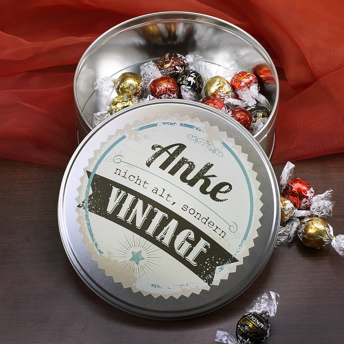 Geschenkdose mit Name - Nicht alt, sondern vintage.