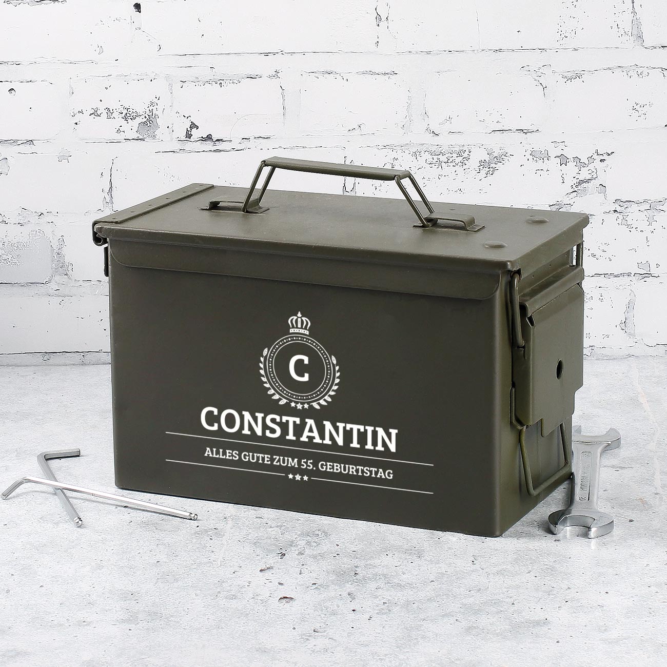 Munitionskiste mit Monogramm, Name und Wunschtext