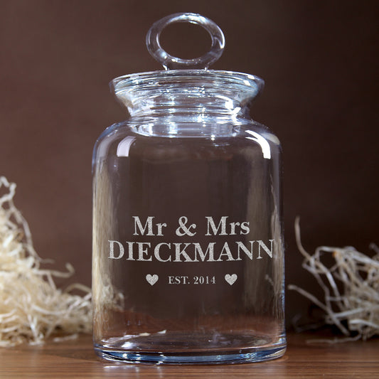 Glasdose für Mr und Mrs mit Wunschnamen und Jahr graviert