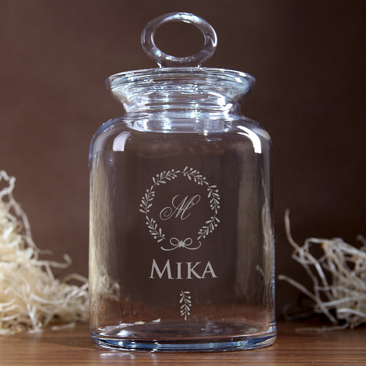 gravierte Glasdose mit Initiale und Name für Selbstgebackenes und andere Leckereien
