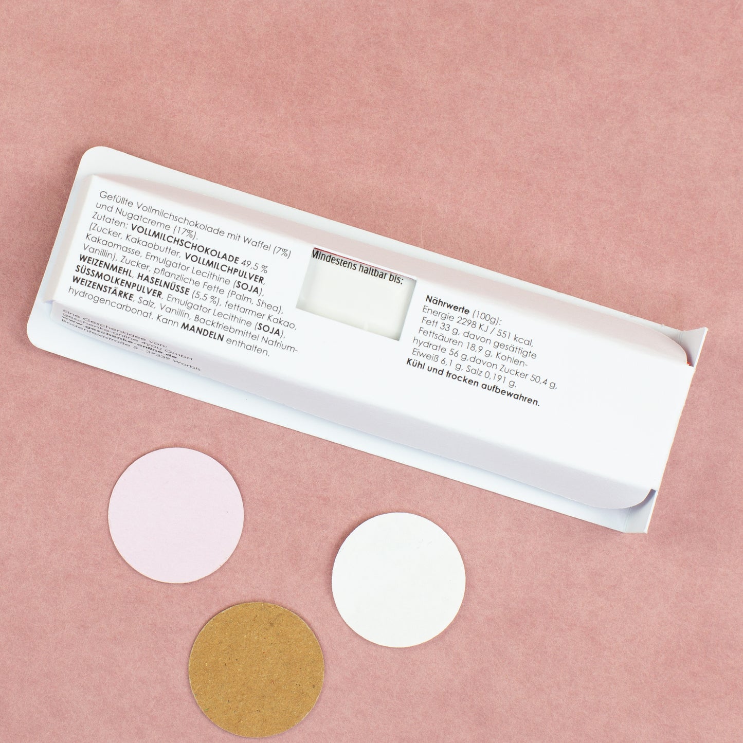 Rückseite der Osterverpackung mit Zutaten und Nährwertangaben des duplo Schokoriegels