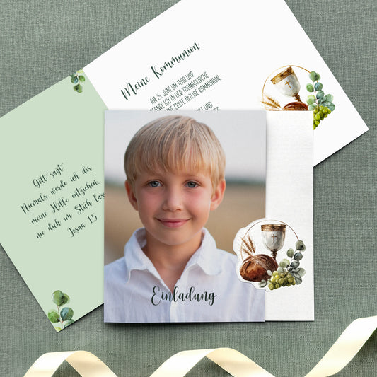 Quadratische Klappkarte zur Kommunion mit Foto vorne und geöffnetem Innenteil, Motiv-Verschluss innen und außen sichtbar