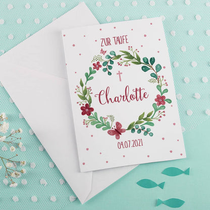 Klappkarte zur Taufe mit Blumenkranz und Ihren Wunschangaben gestaltet