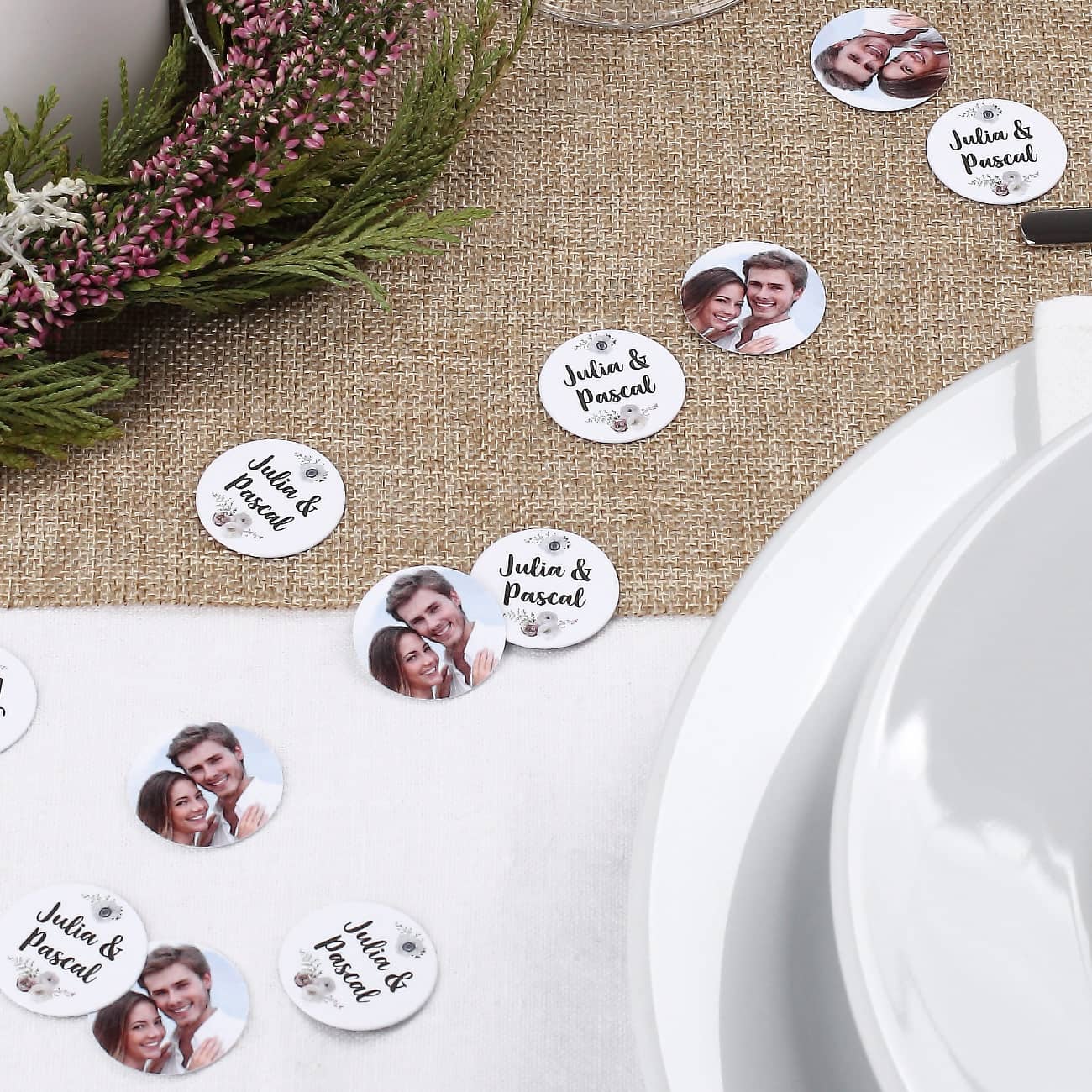 Fotokonfetti mit Namen, Foto und Blütenmotiv