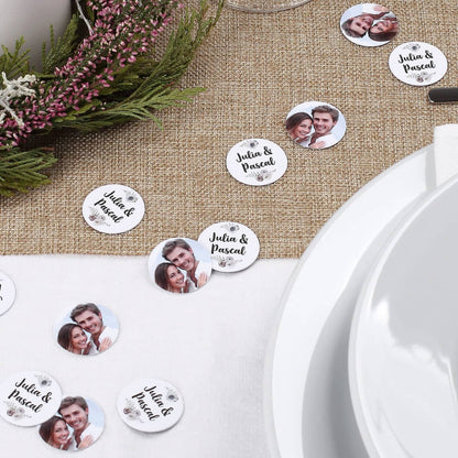 Fotokonfetti mit Namen, Foto und Blütenmotiv