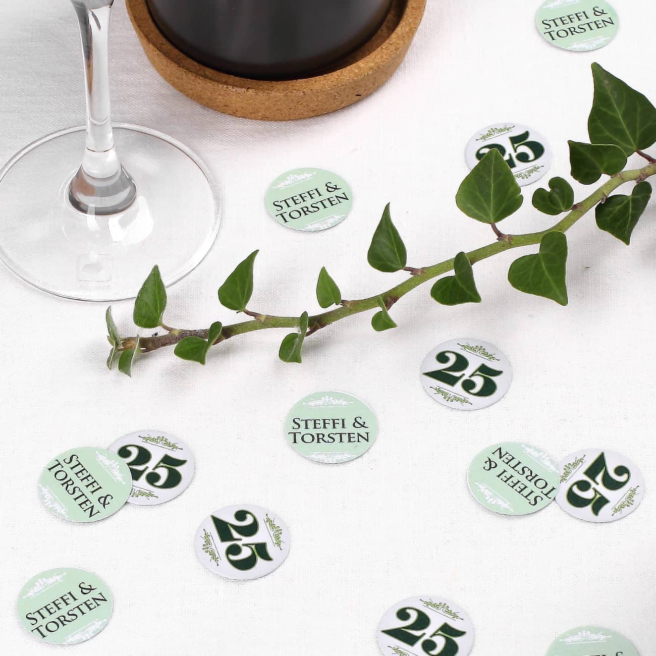 Konfetti zur Silbernen Hochzeit mit Wunschnamen