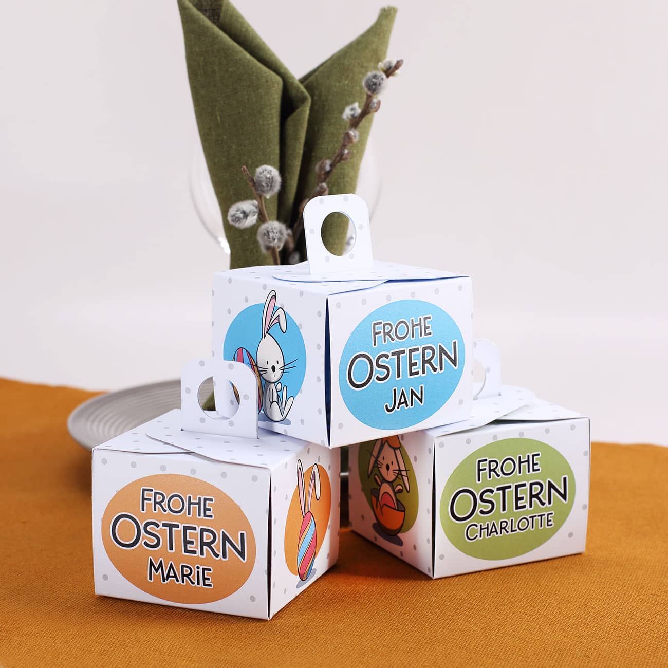 in drei verschiedenen Frühlingsfarben