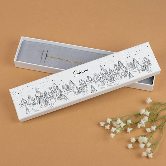 Personalisierte Geschenkbox mit Schneelandschaft und Häusern, Armbanddisplay