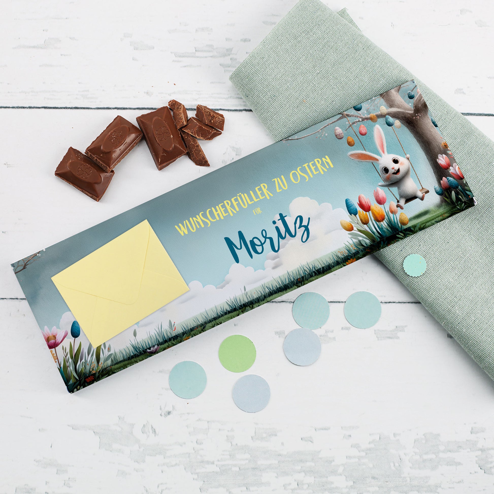 XL Osterschokolade mit Name Moritz, Geldumschlag und Schokoladenstücken als Oster Geschenkidee
