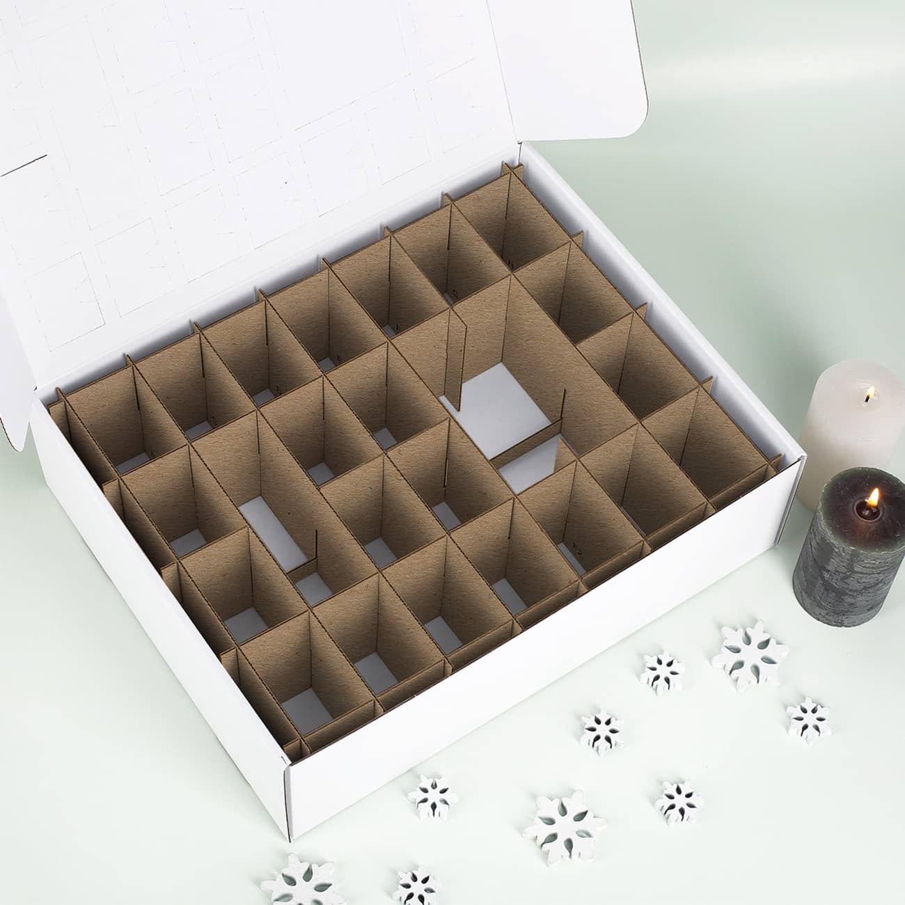 24 Fächer zum Befüllen