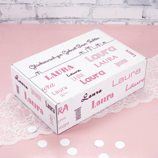 Geschenkverpackung mit Wunschtext und Name in verschiedenen Schriftarten - rosa