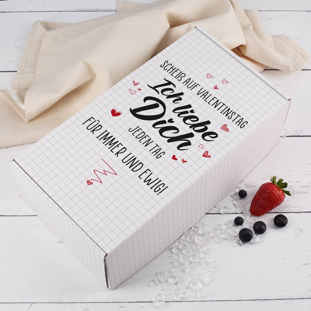 Scheiß auf Valentinstag Ich liebe Dich jeden Tag - Pappbox mit Aufdruck und Wunschtext