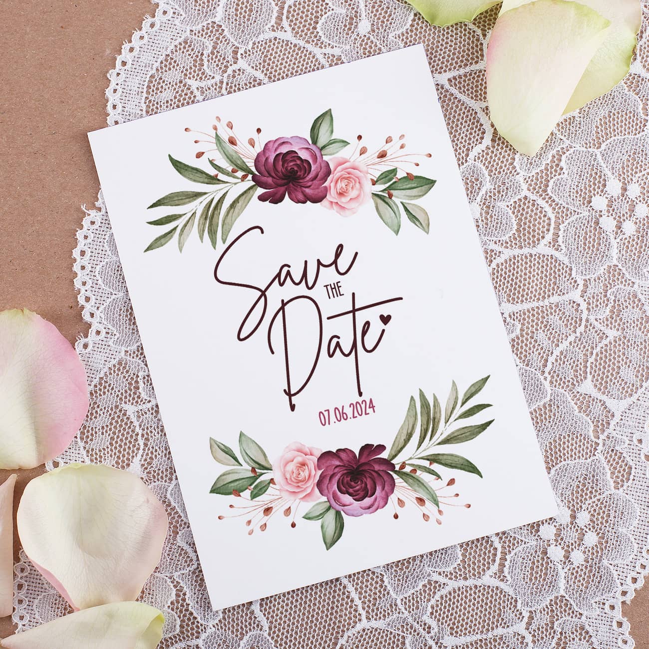 Wunderschöne Save the Date Karten rundum personalisiert