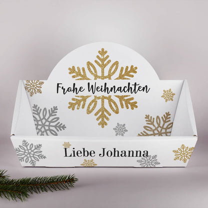Festlich gestalteter Geschenkkorb zu Weihnachten