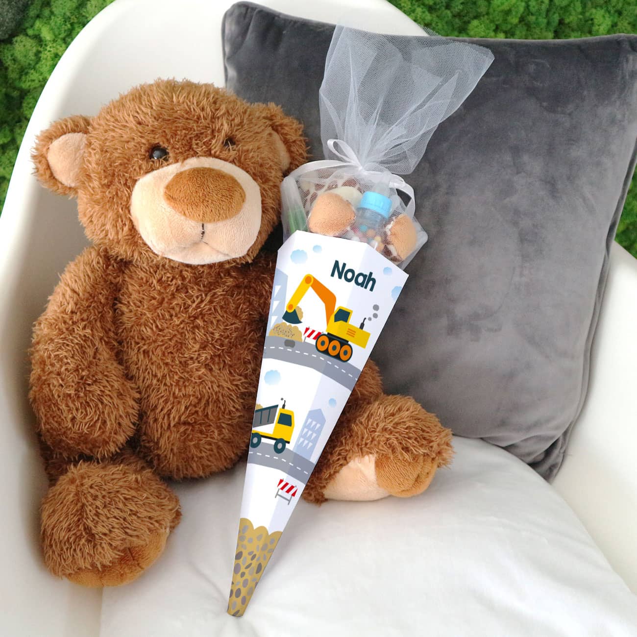Geschwistertüte mit Bagger und Name