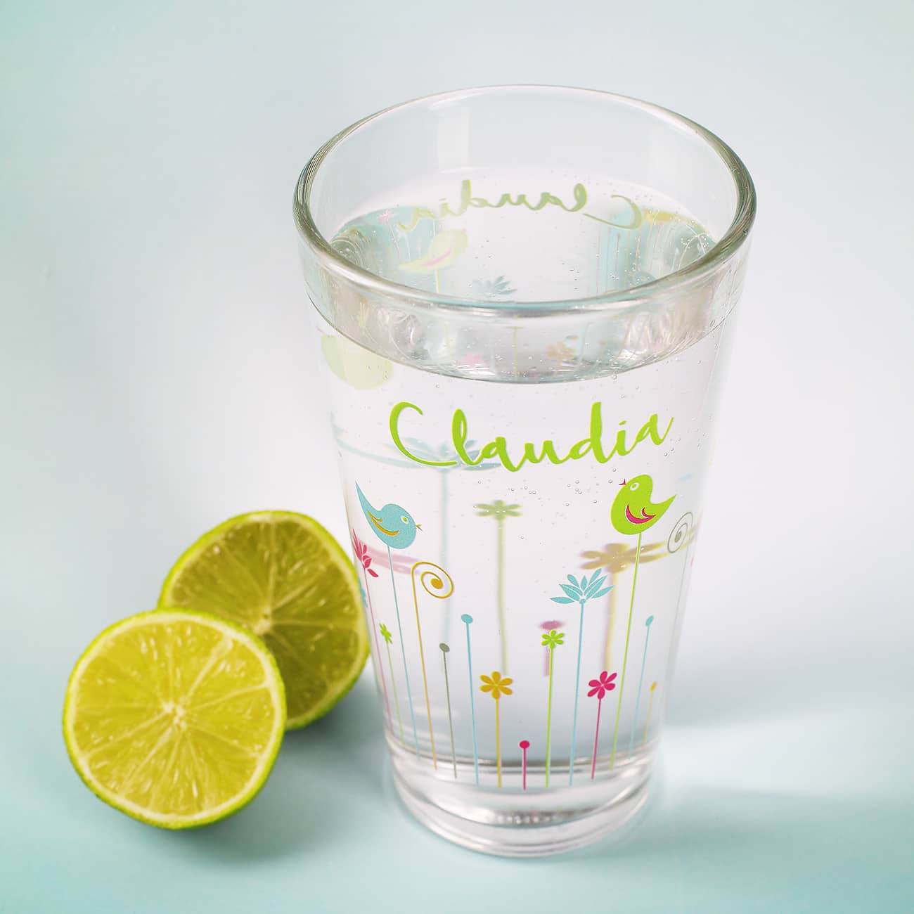 Trinkglas mit Ihrem Namen und Frühlingsmotiv
