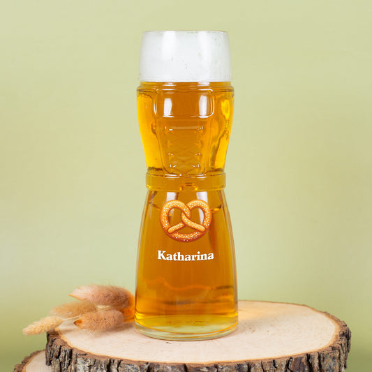 Personalisiertes Bierglas mit Brezel-Motiv und Name Katharina