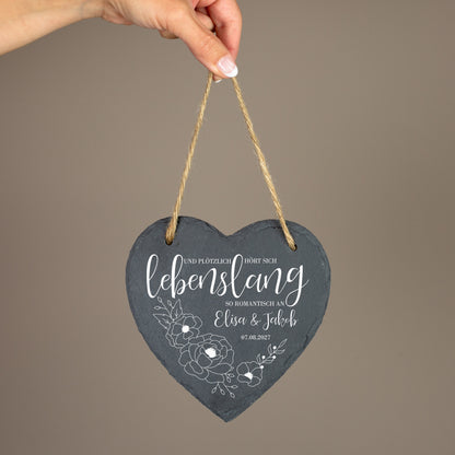 Personalisiertes Hochzeitsschild aus Schiefer mit Juteband, Namen und Hochzeitsdatum zum Aufhängen