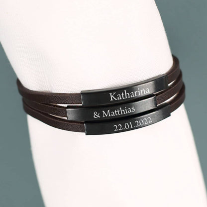 Aus echtem Leder mit Edelstahlelement