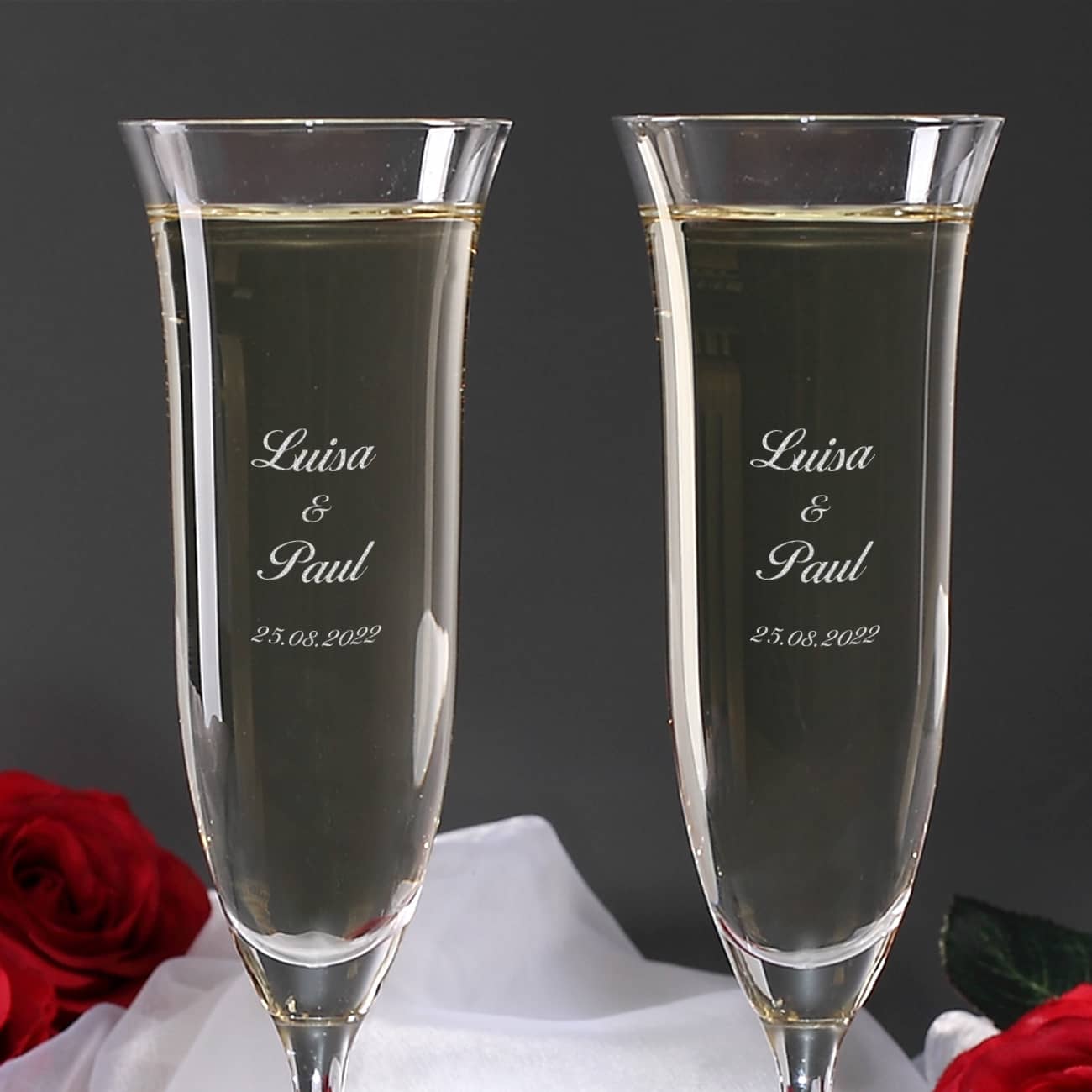 2 Sektgläser zur Hochzeit mit Gravur Namen Datum