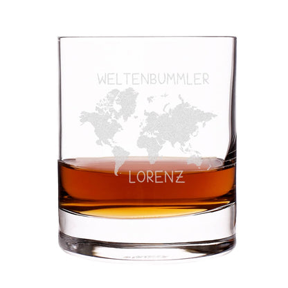 Whiskeyglas mit Weltenbummler Motiv und Namensgravur