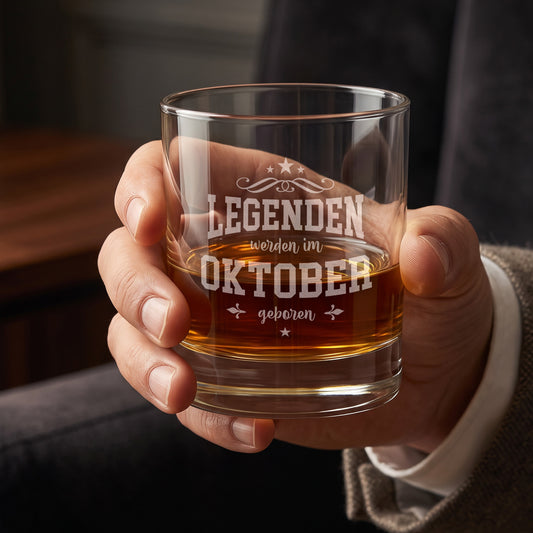 Personalisiertes Whiskeyglas für Legenden die im Oktober geboren sind – Monat frei wählbar