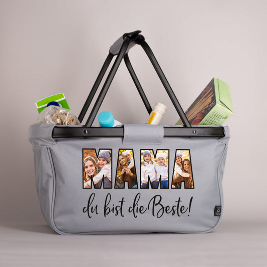 Einkaufskorb in Gebrauch – gefüllt mit frischen Lebensmitteln, ideal für Einkäufe oder als Geschenk für Mütter