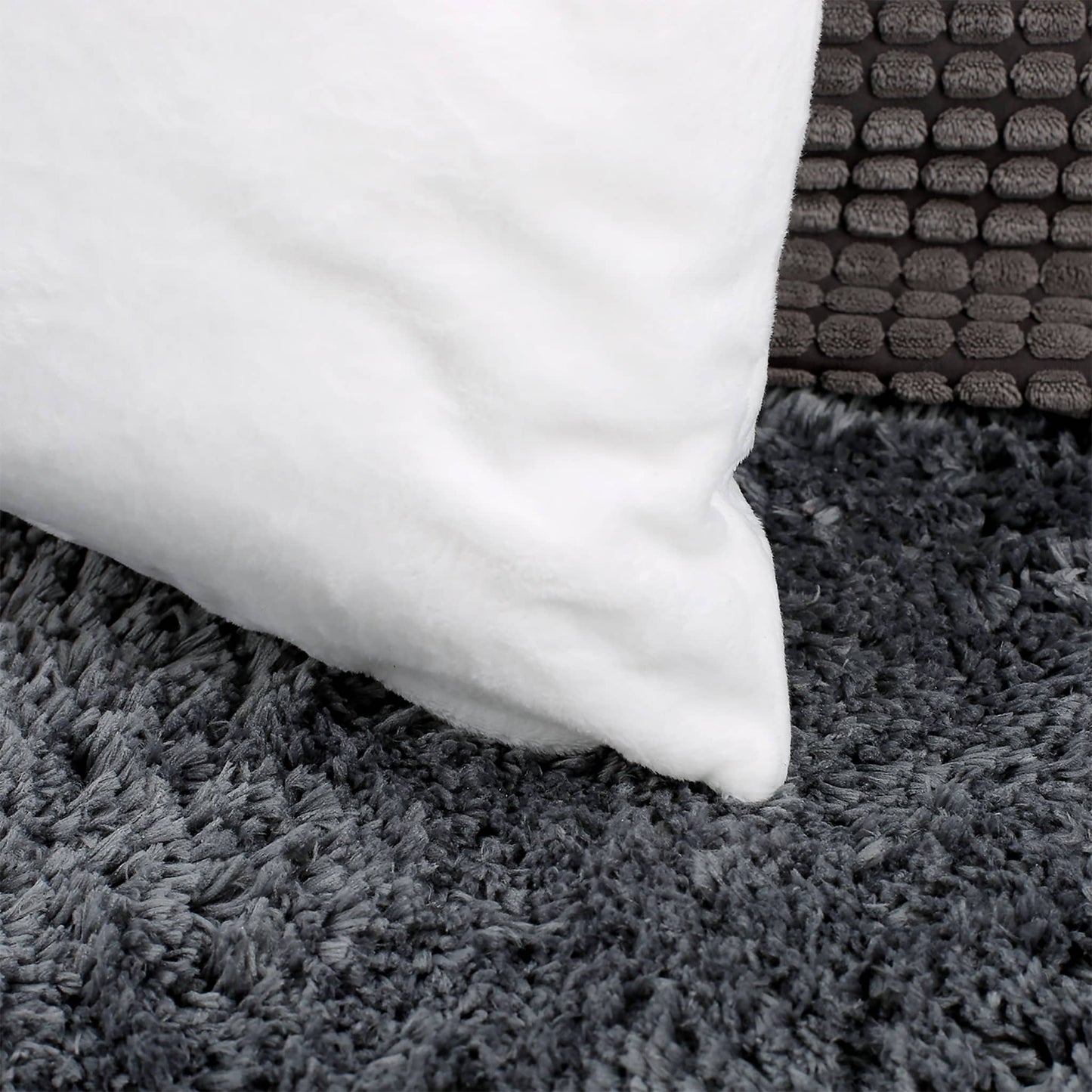 Flauschkissen mit Wichtel Weihnachtszug und Name