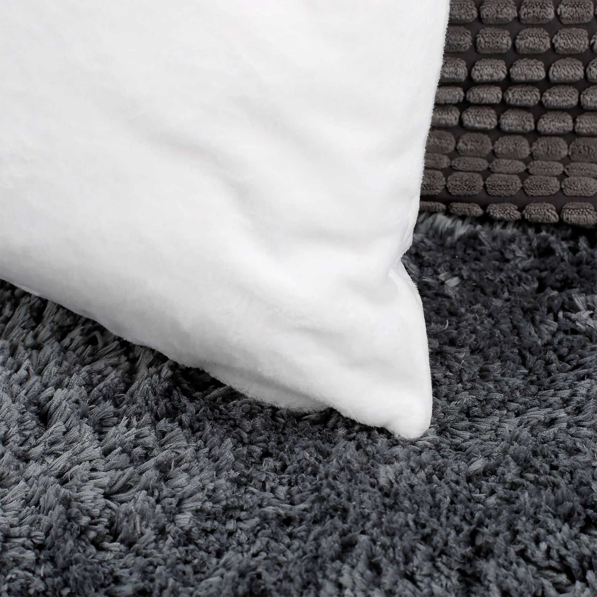 Flauschkissen mit Wichtel Weihnachtszug und Name