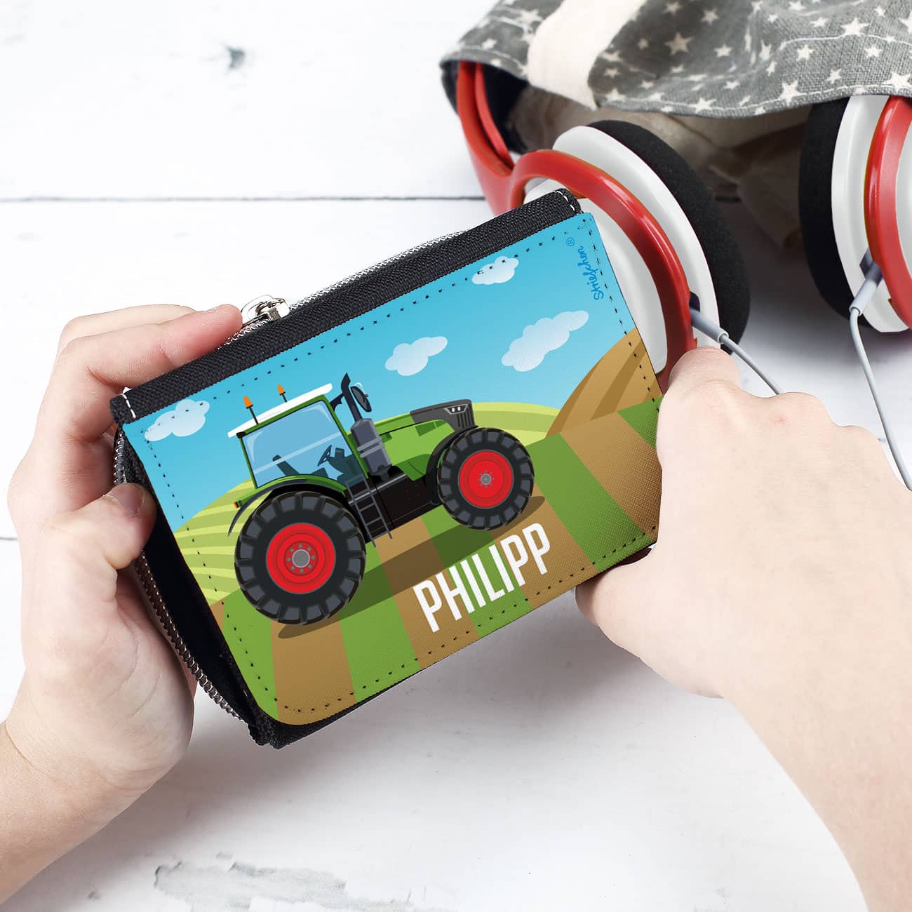 Kindergeldbörse in schwarz mit Traktormotiv und Name Ihrer Wahl