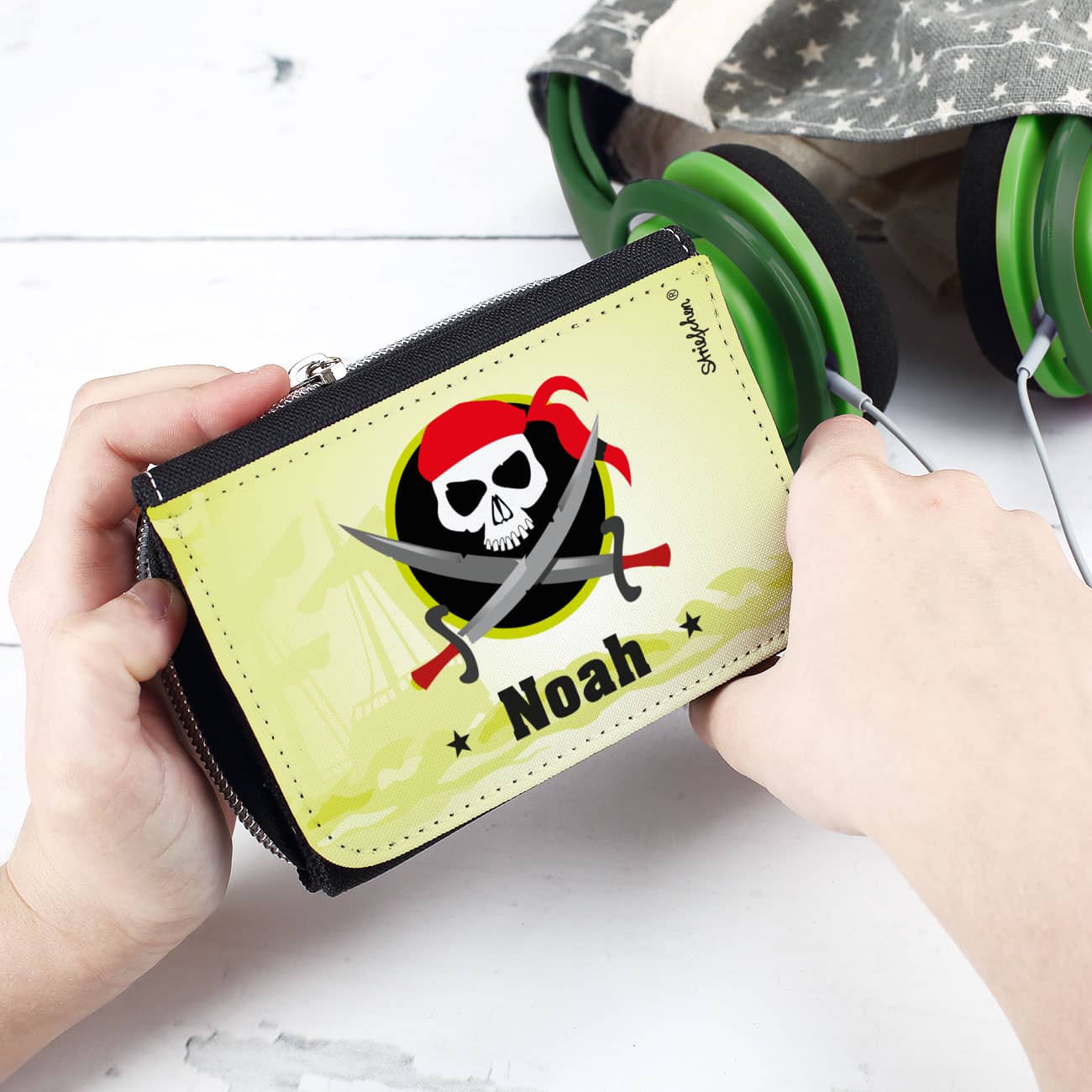 Geldbörse mit Piratenmotiv