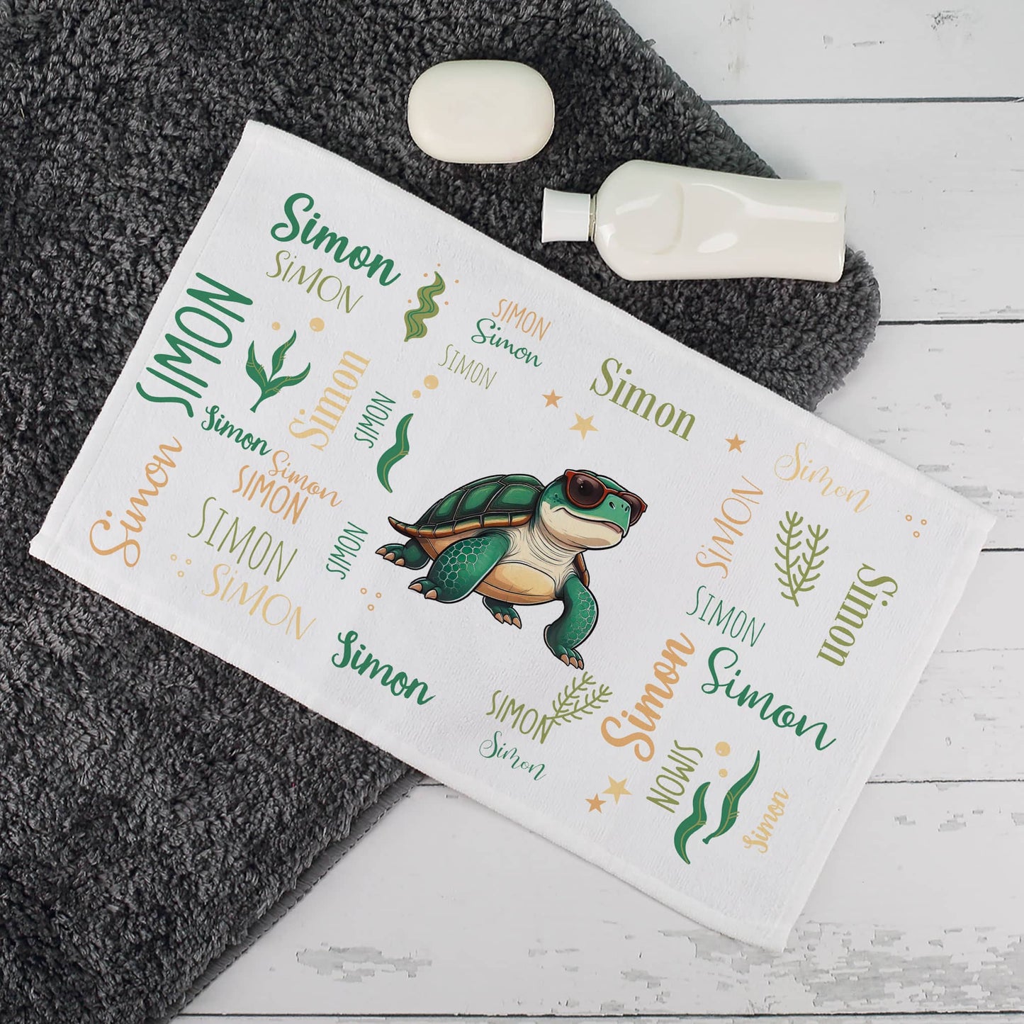 Personalisiertes Handtuch mit coolem Meerestier-Motiv und Namen