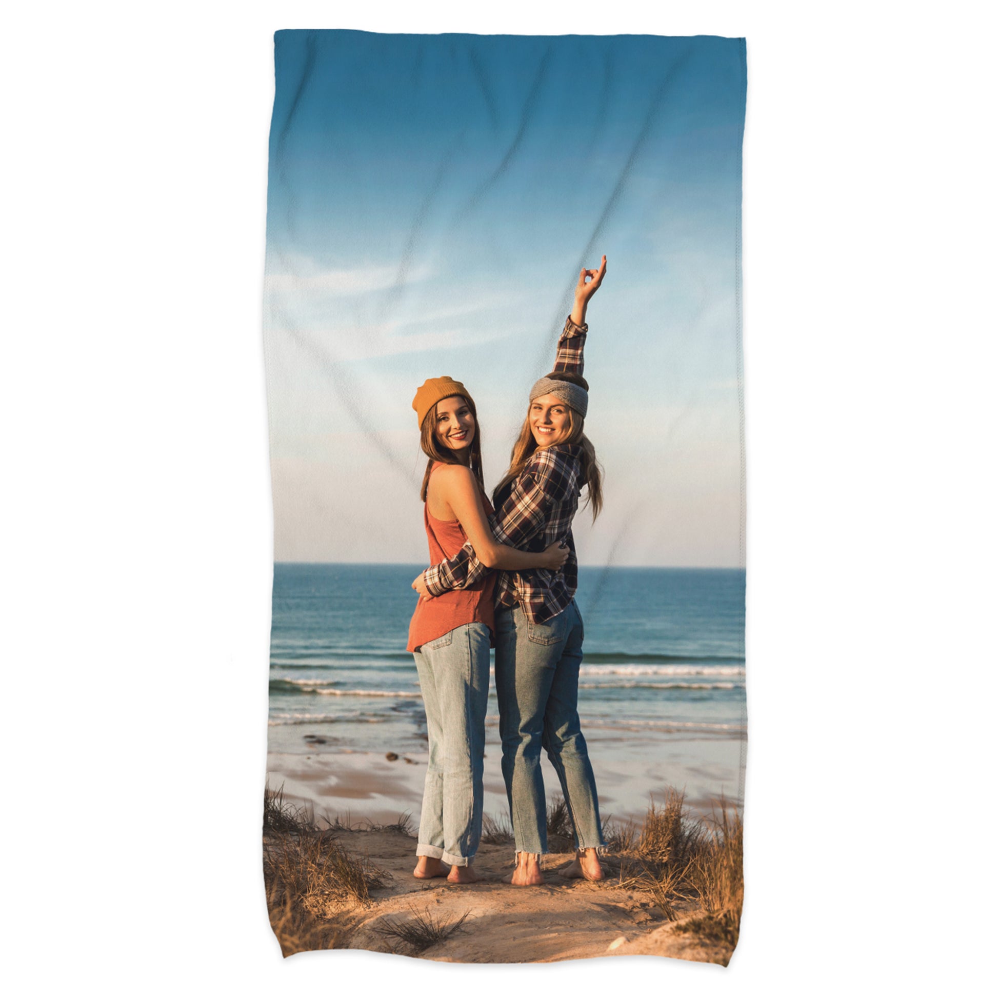 Individuelles Strandtuch mit Foto – Kinder laufen Hand in Hand am Meer