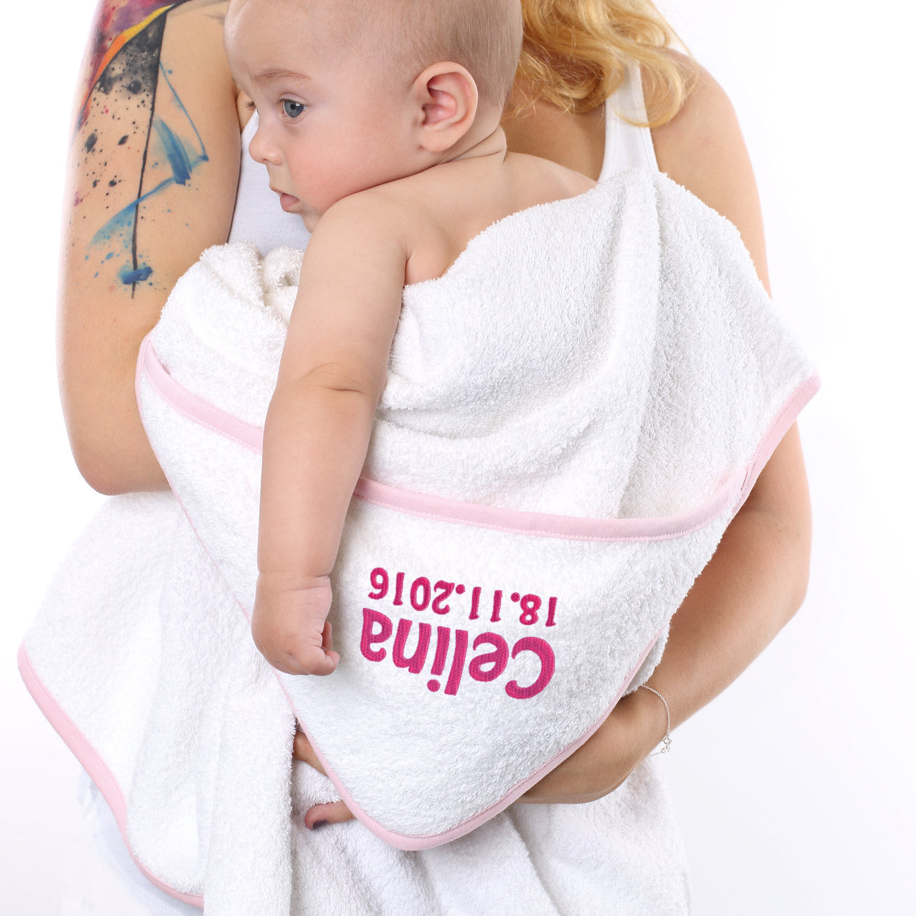 Besticktes Kapuzenhandtuch für Mädchen