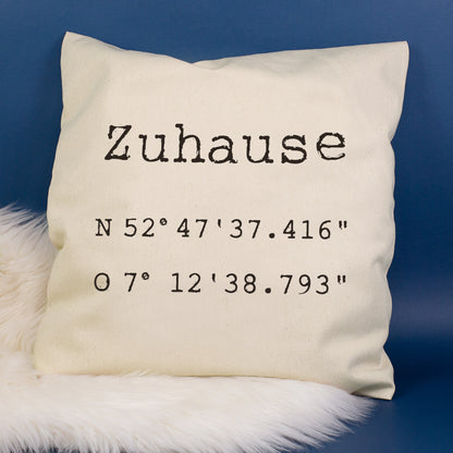 Natur Kissen Zuhause mit Breitengrad und Längengrad als Wohn Geschenk