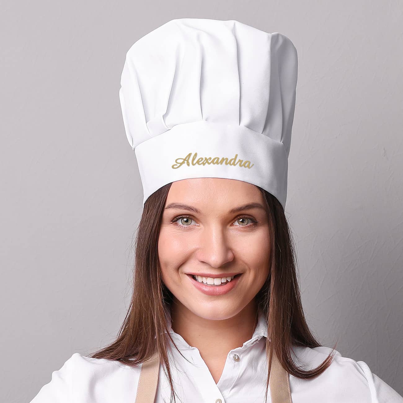 Kochmütze mit Ihrem Wunschnamen in einer eleganten Schreibschrift gestaltet