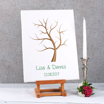 Weiße Leinwand zum gestalten mit Namen und Datum bedruckt