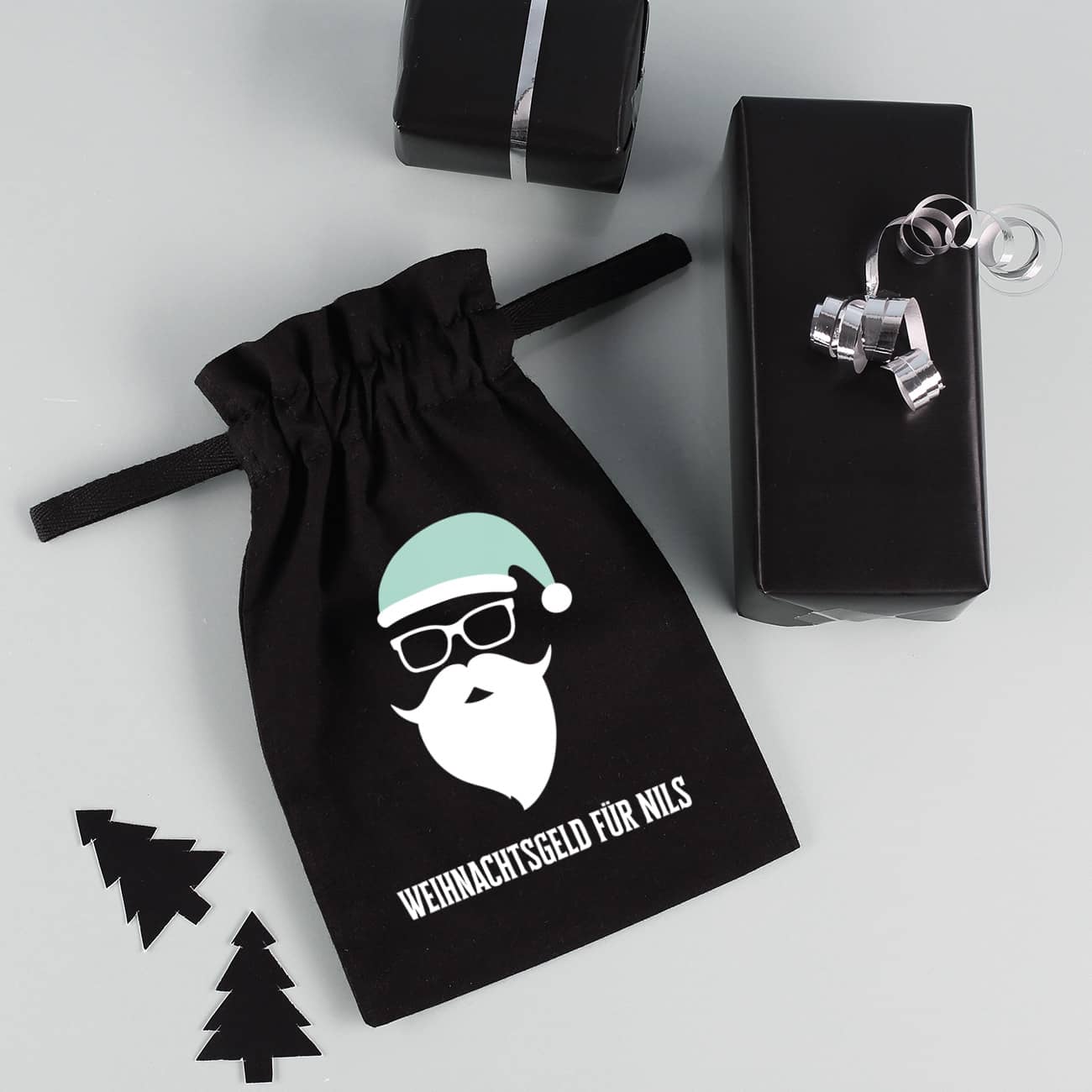 Schwarzer kleiner Stoffsack zu Weihnachten