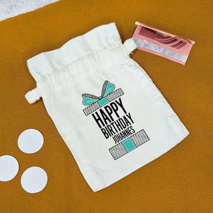 Geburtstagssäckchen aus Baumwolle mit Geldschein und Aufdruck „Happy Birthday Johannes“