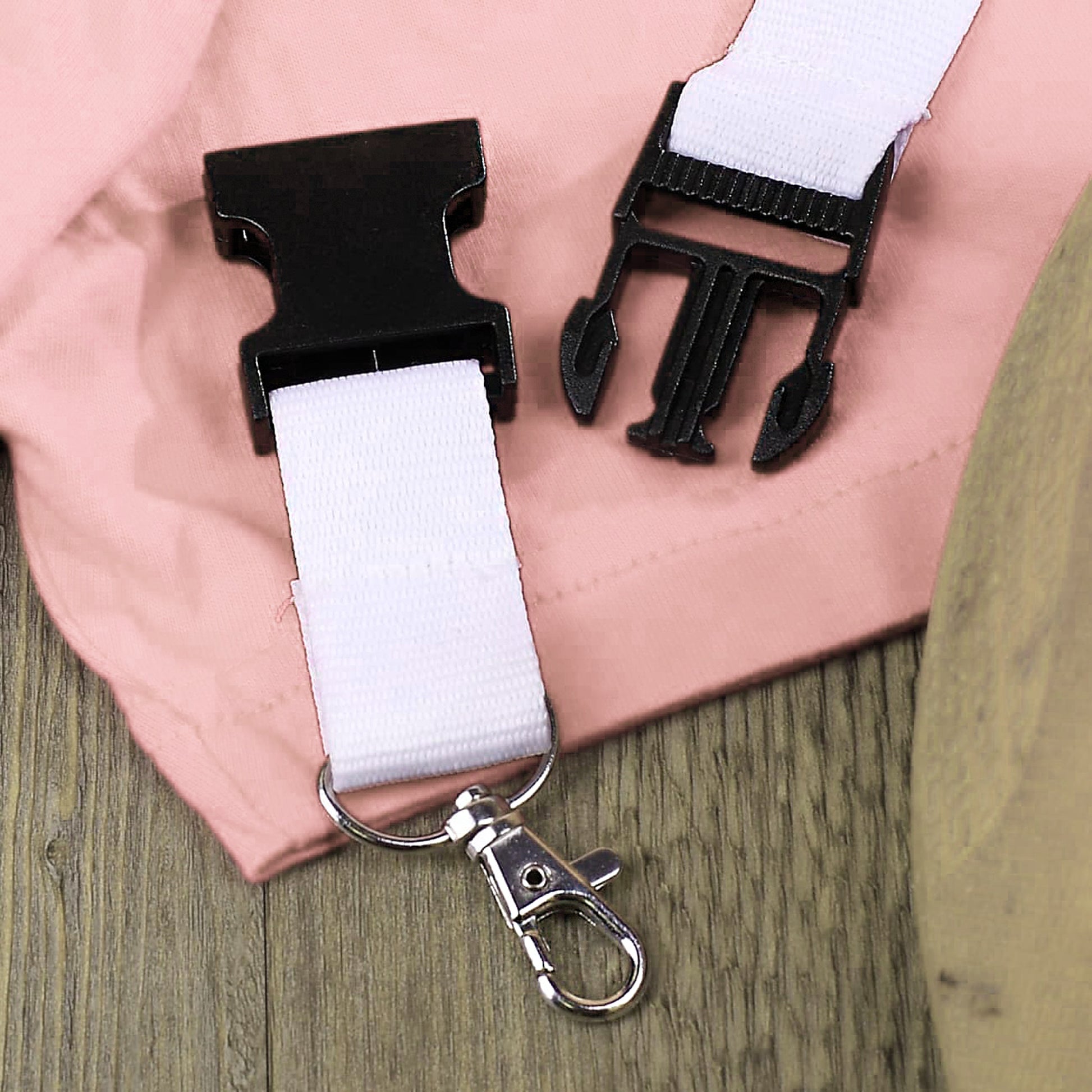 Detailansicht des Schlüsselbandes mit Verschluss