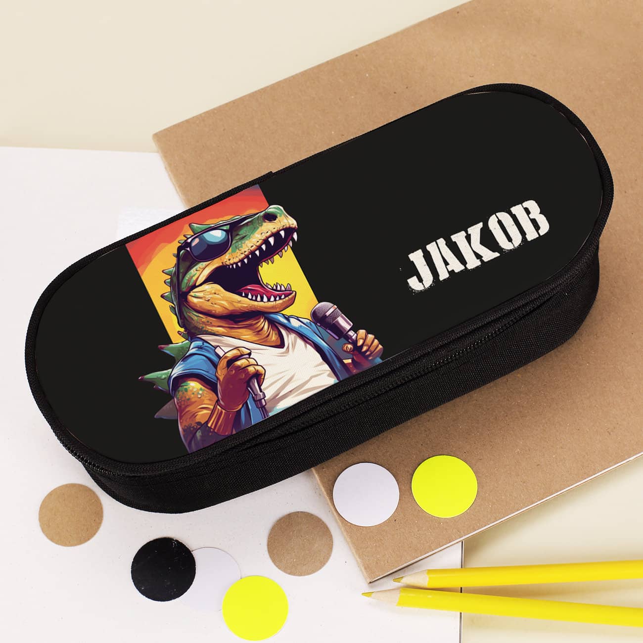 Stiftebox - Singer-Dino als coole Geschenkidee zur Einschulung