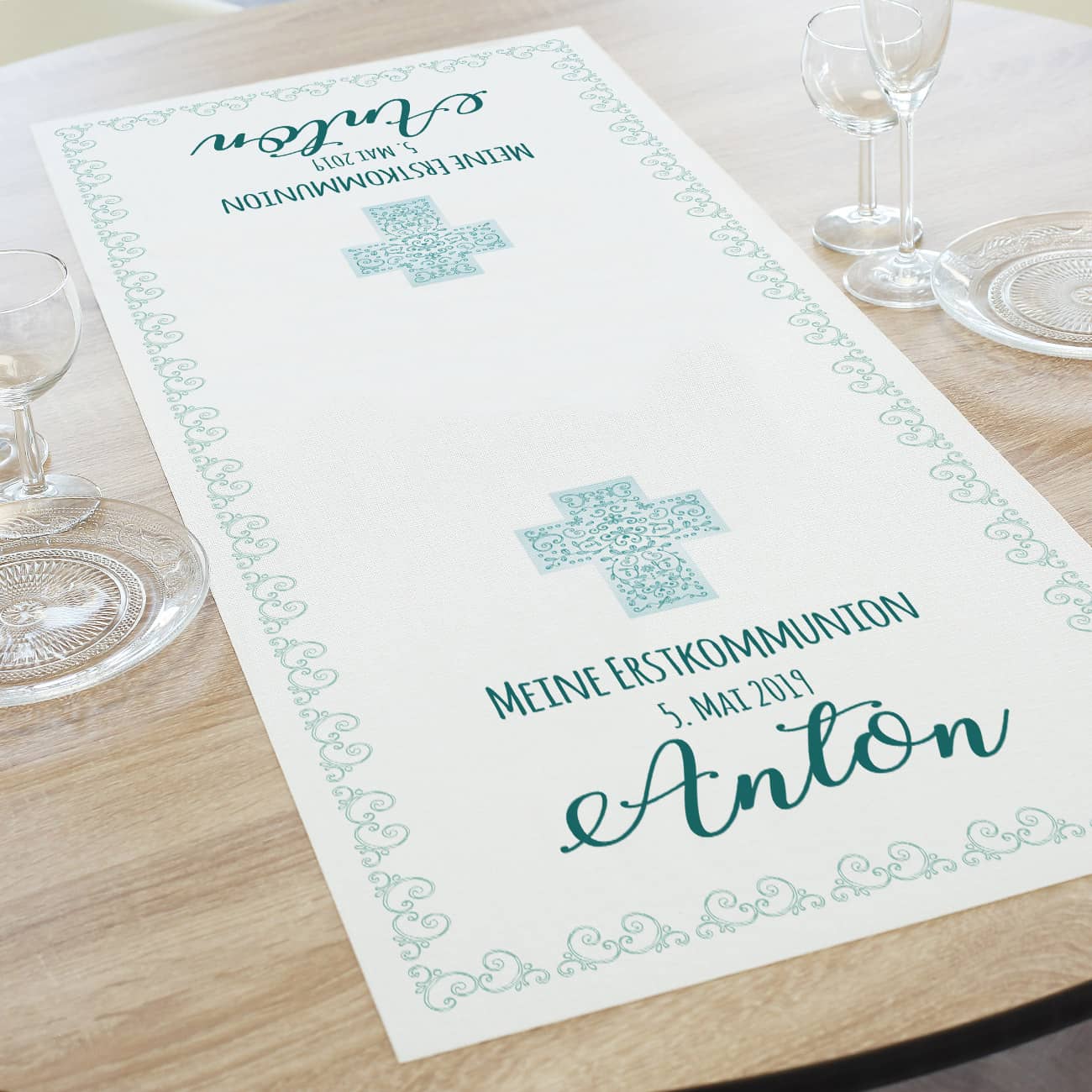 Tischläufer zur Kommunion, Konfirmation oder Taufe, in türkisblau