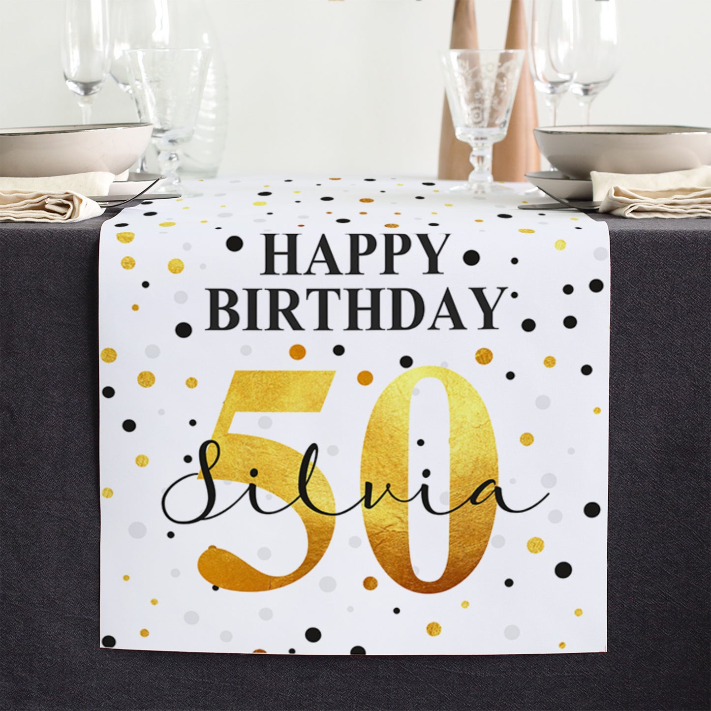 Geburtstagsparty Tischläufer mit Name und Alter in Weiß | Zwei Längen | Konfetti Motiv