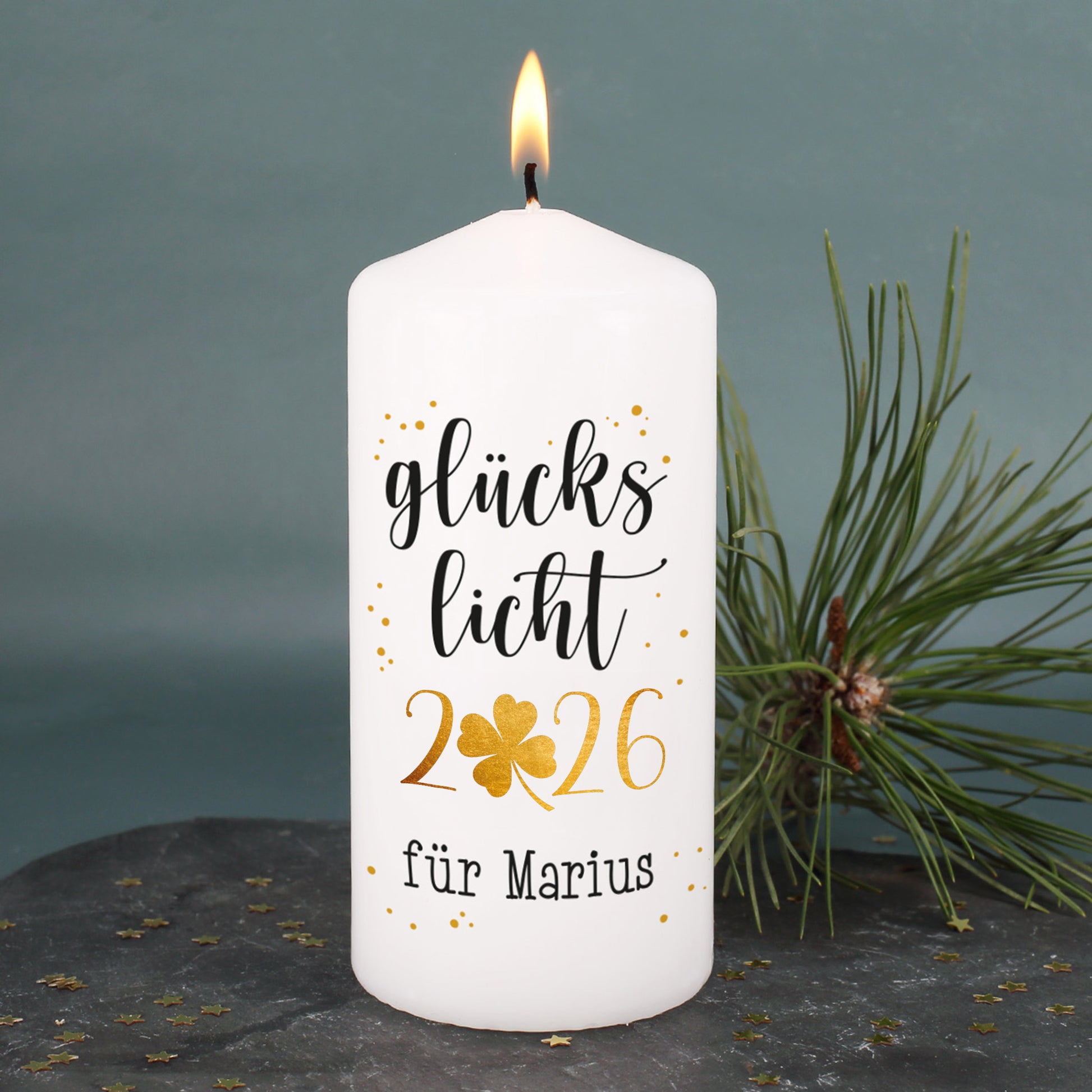 Glückslicht 2026 - Kerze mit Ihrem Text bedruckt