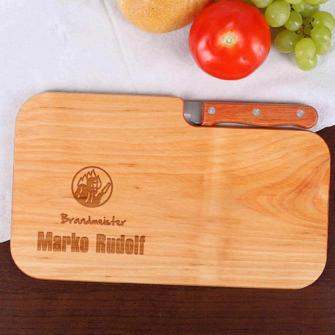 Holzbrett Schneidebrett Feuerwehr Name graviert Zusatzbezeichnung