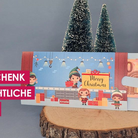 Weihnachtliche Ziehkarte mit Wichtelwerkstatt und bewegendem Geschenk "Merry Christmas". Name, Wunschtext, Geldschlitze.